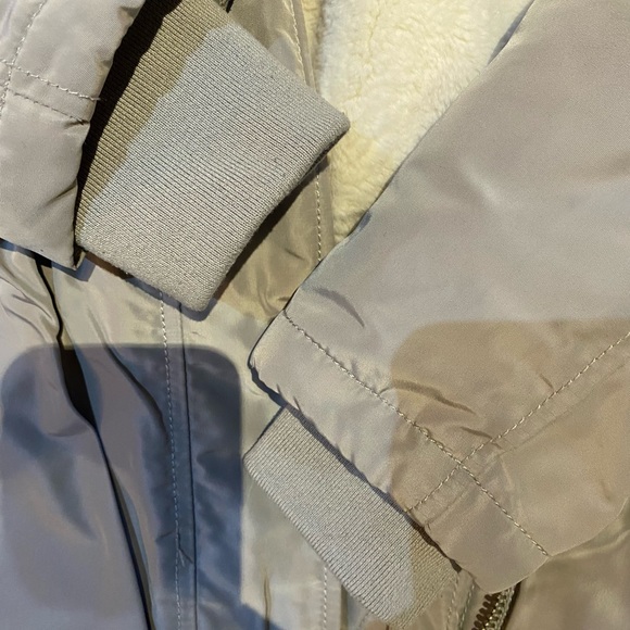 Gap OC Luxe Parka - Picture 4 of 5